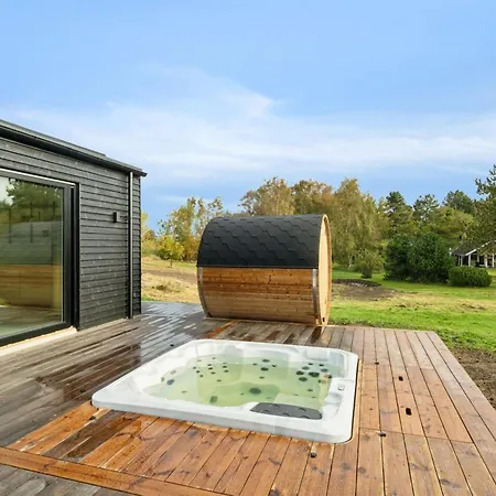 Antomine - 150m From The Sea By Interhome